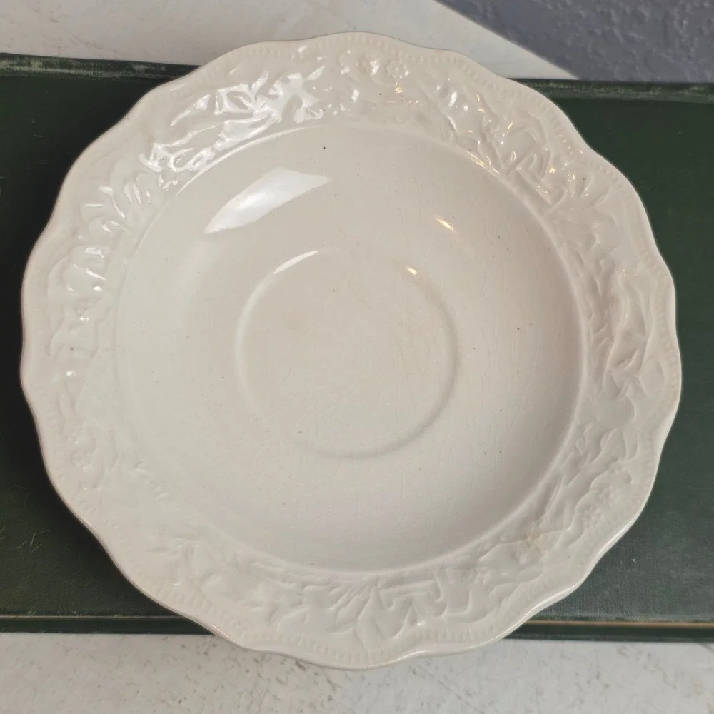 Vintage Cream Ceramic Embossed Floral Creamer and Saucer Set Scalloped Footed‎